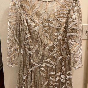 Tahari long evenung gown. Gold. Size 10